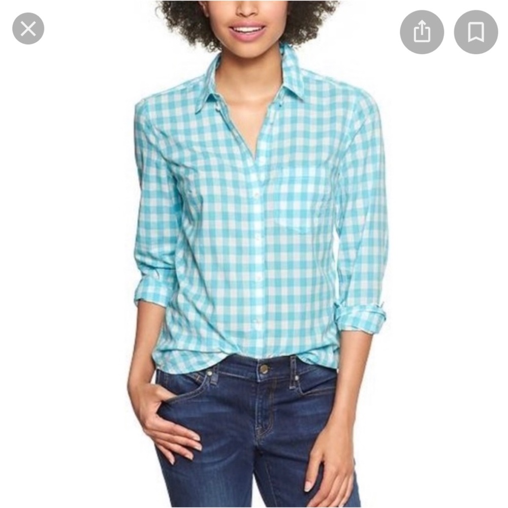 Gap shrunken boyfriend gingham button down blouse